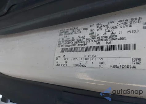 2017 Ford Transit-250 z USA, uszkodzony, nr VIN 1FTYR2DM3HKA95624